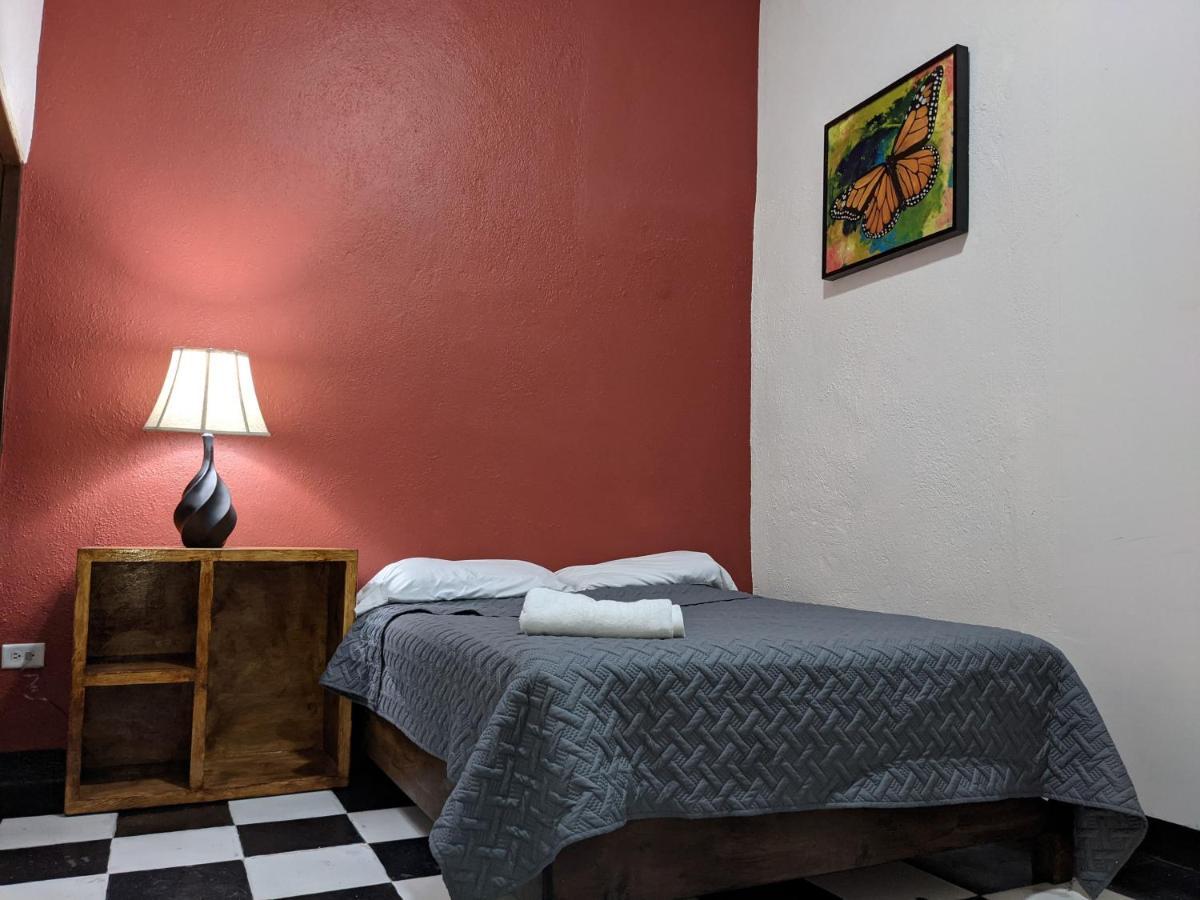 My Family In Monterrey - Hostel Extérieur photo