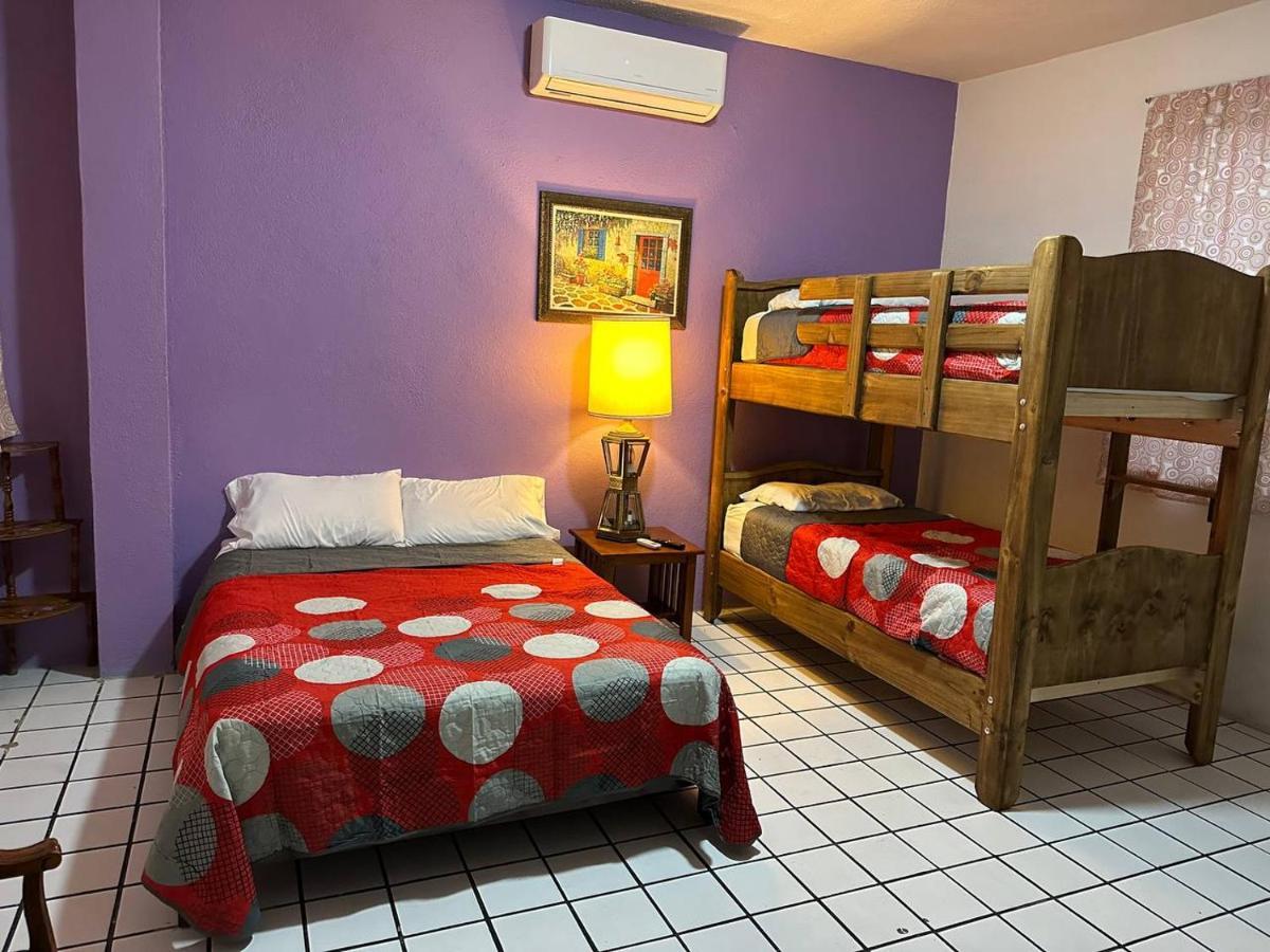 My Family In Monterrey - Hostel Extérieur photo